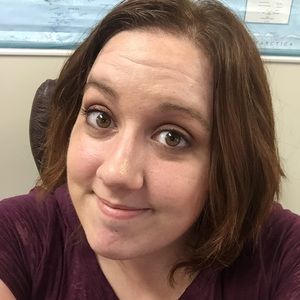 Meet your Posher, Katelyn